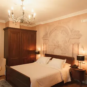 Boutique 8 4* Durrës
